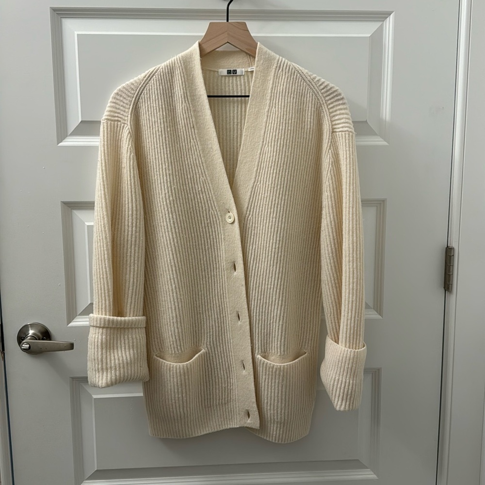 100% wool cardigan Uniqlo u